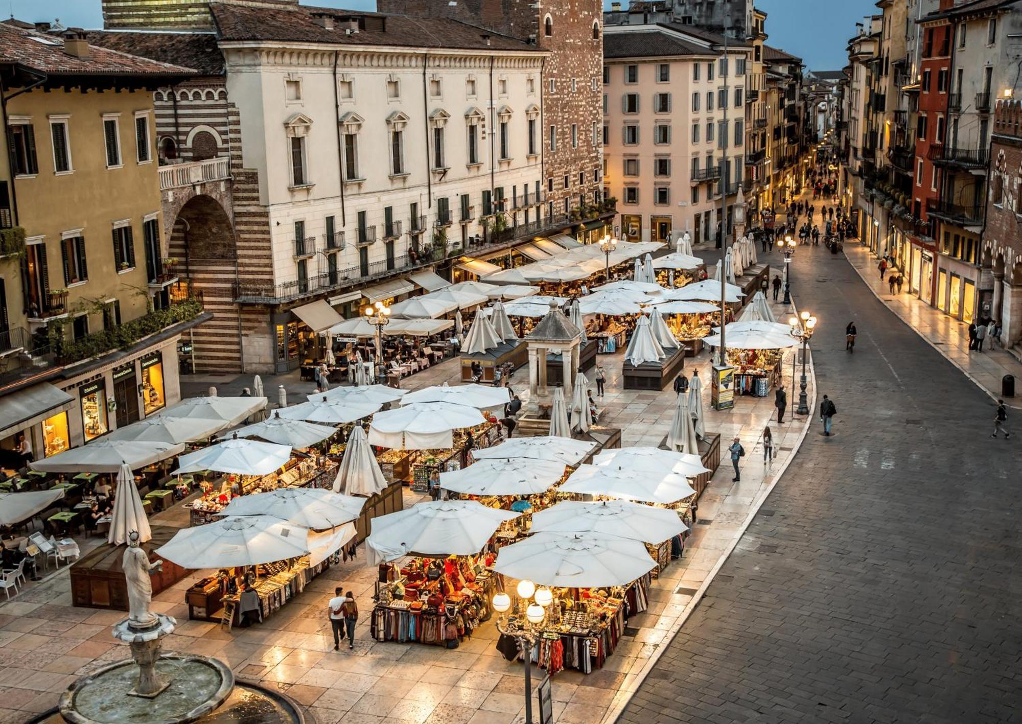 Opera Luxury Apartment Verona Kültér fotó