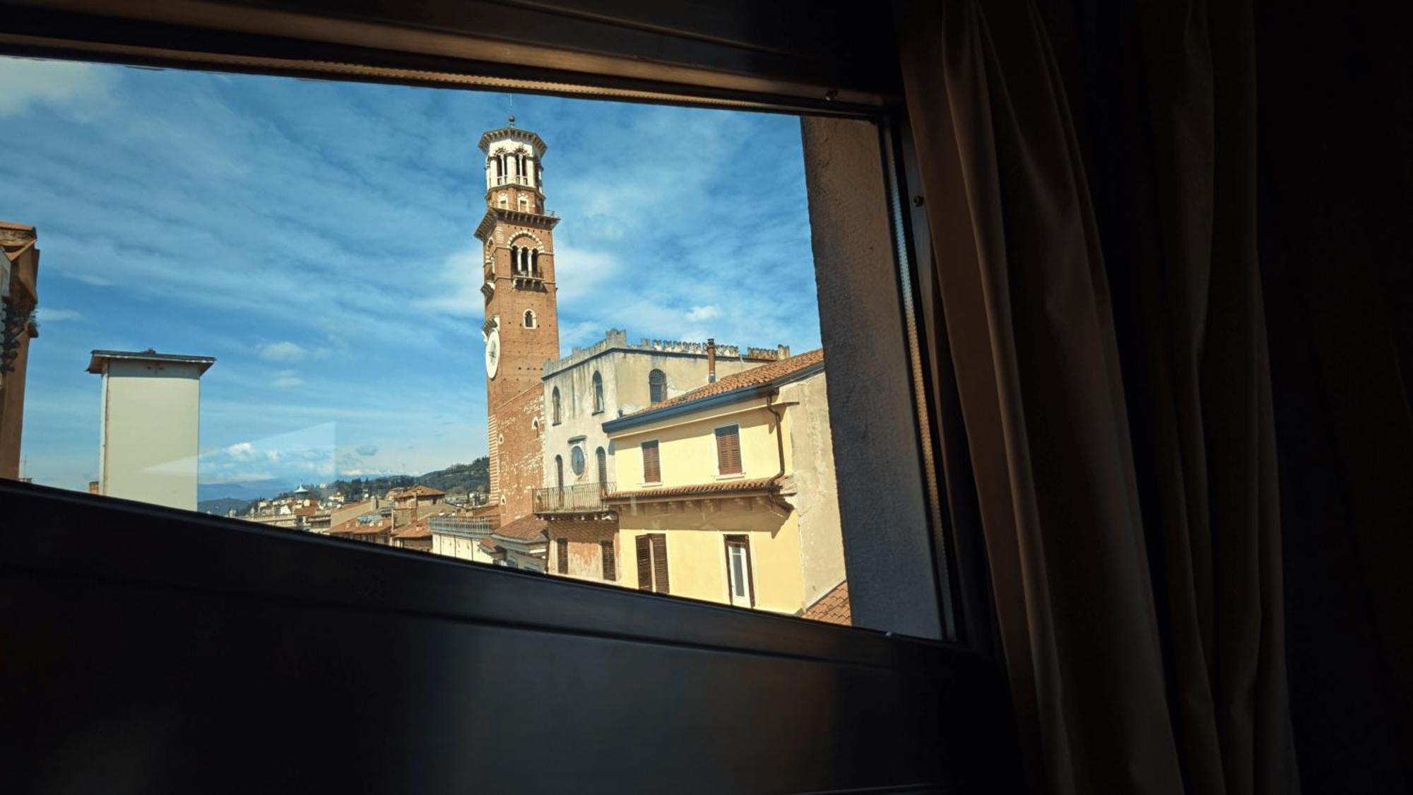 Opera Luxury Apartment Verona Kültér fotó